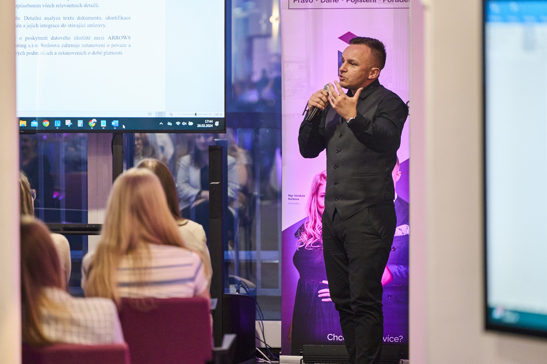 ARROWS: experti na umělou inteligenci